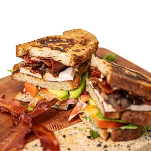 Chicken and Crispy Bacon French toast-style