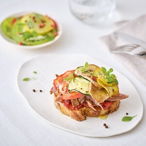 LAMB CONFIT OPEN SANDWICH