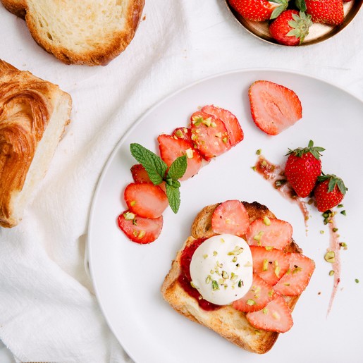 Getoastete Blätterteigbrioche